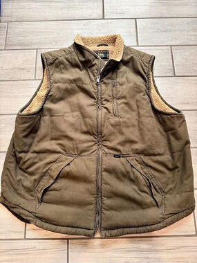 Lee Premium Select Sherpa-Lined Vest Sherpa-Lined Vest in Brown Size XXL